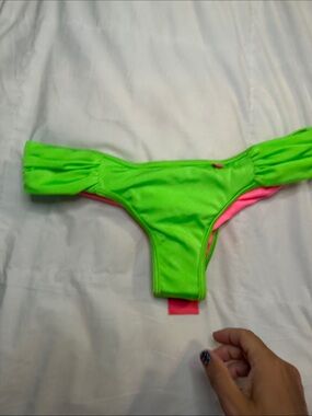 Doll Swimwear Boca Raton Neon Green Side Band Scrunch Bikini Bottom – Size Small